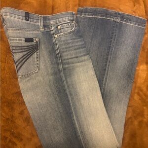 7 For All Mankind DOJO - like new 27/33.5